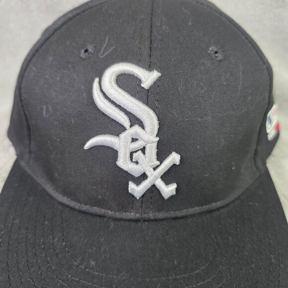Chicago White Sox Baseball Cap By OC Sports Adjustable Hook & Loop Strap OSFM - Picture 2 of 7
